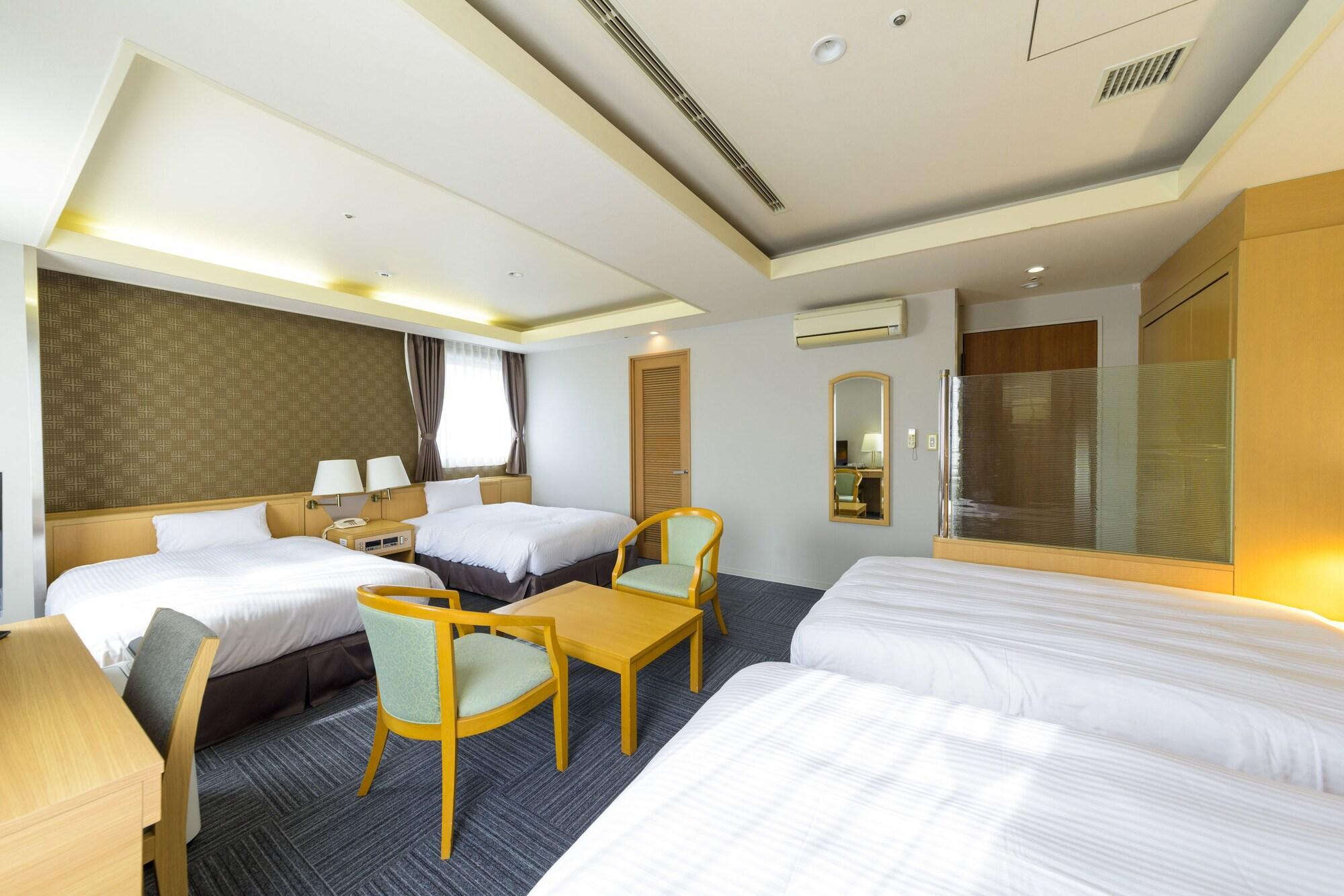Surestay Plus Hotel By Best Western Shin-Osaka Exterior foto